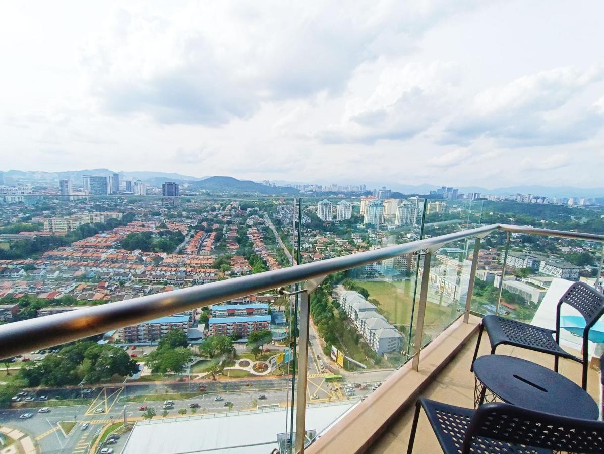 Netflix # Sky Suite Near Jaya One By Salaam Suites, 2 Pax Petaling Jaya Exterior foto